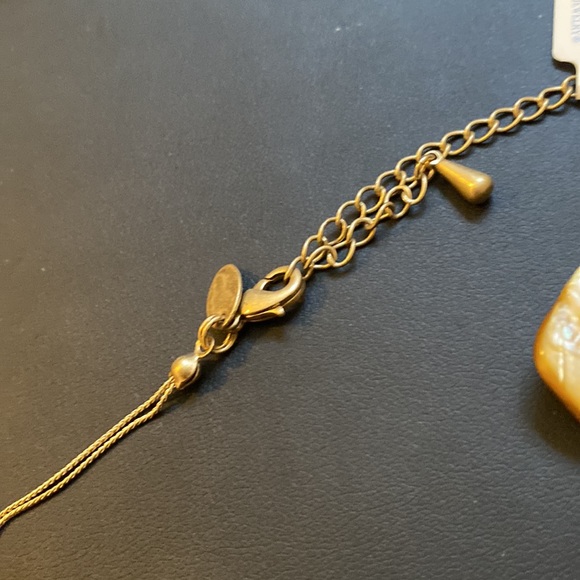 Lia Sophia stone and crystal necklace NWT! - Picture 3 of 3